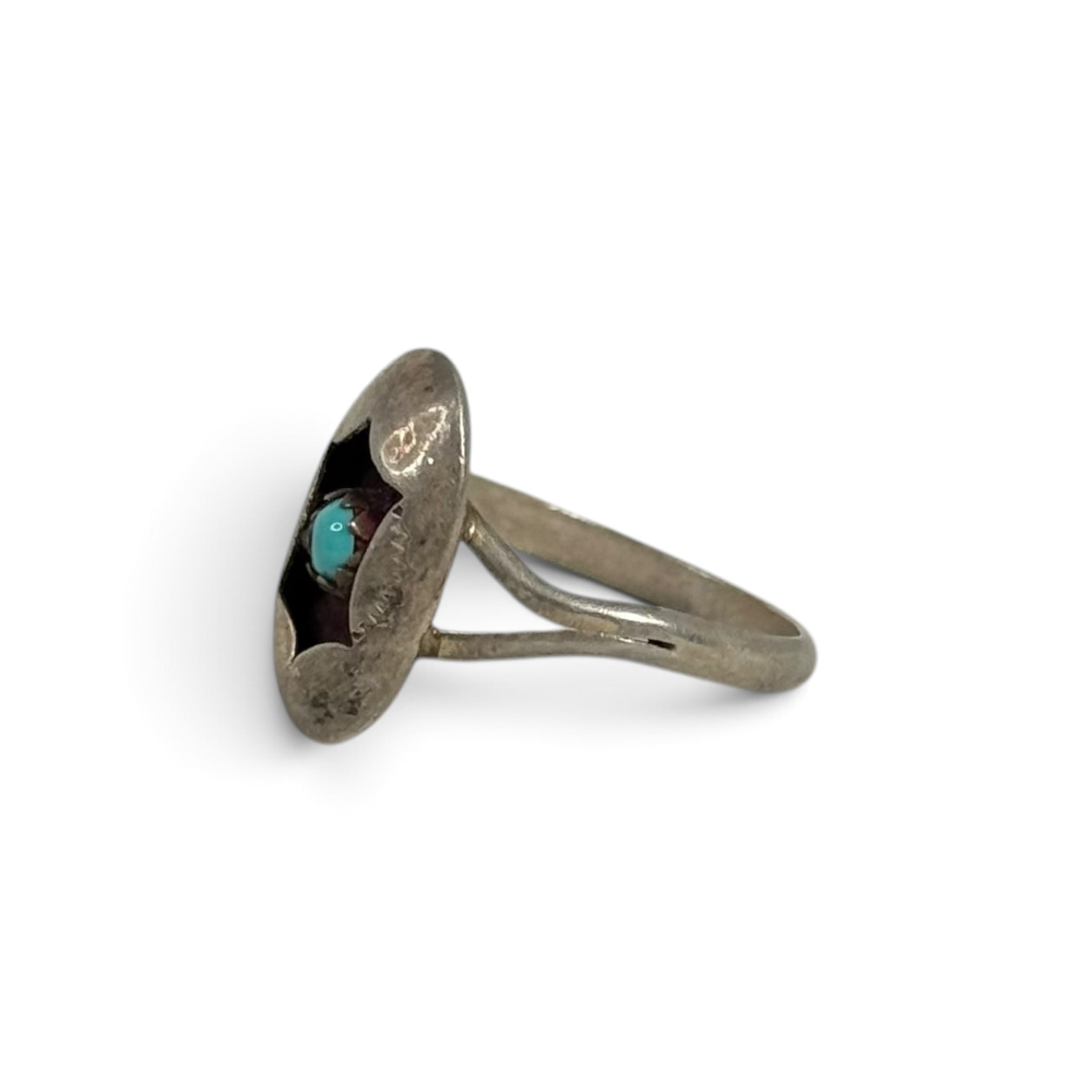 vintage southwestern silver + turquoise shadowbox oval split shank ring