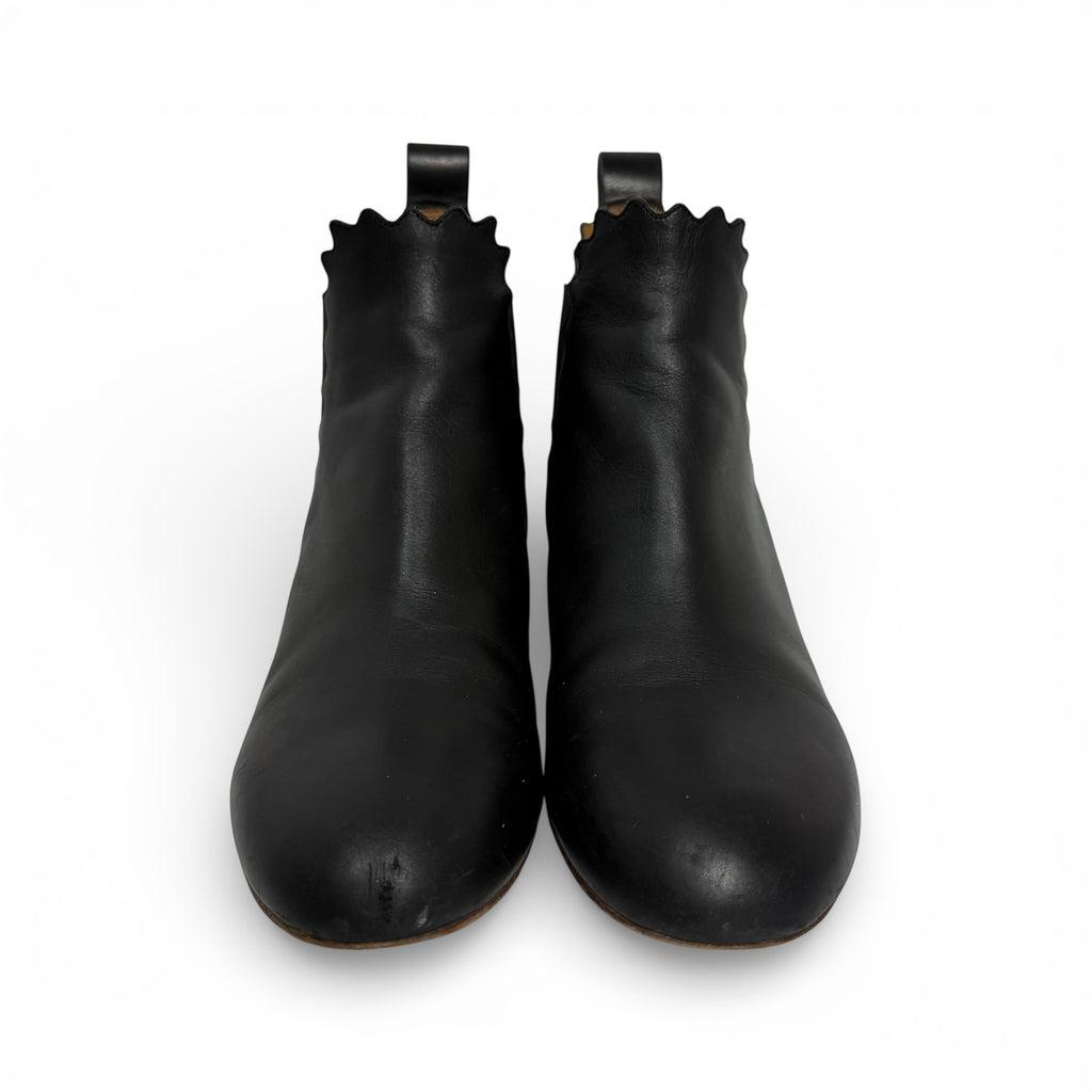 chloé scalloped black leather ankle boots