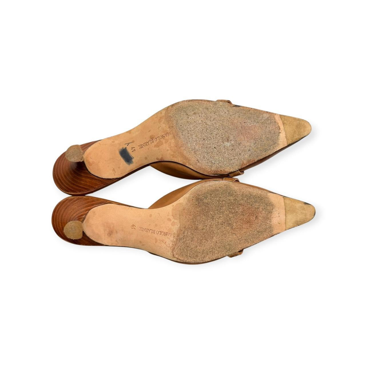 vintage manolo blahnik pointed toe mules