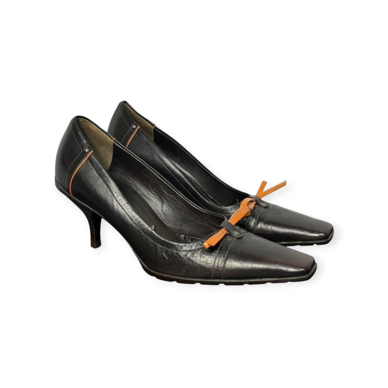 vintage prada black & brown leather bow pumps