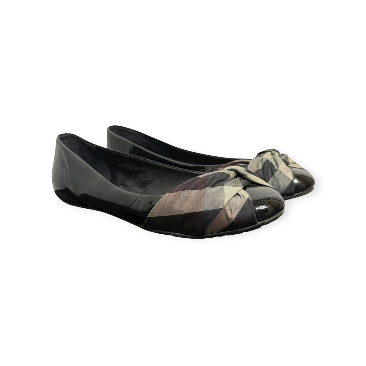 burberry patent leather nova check flats