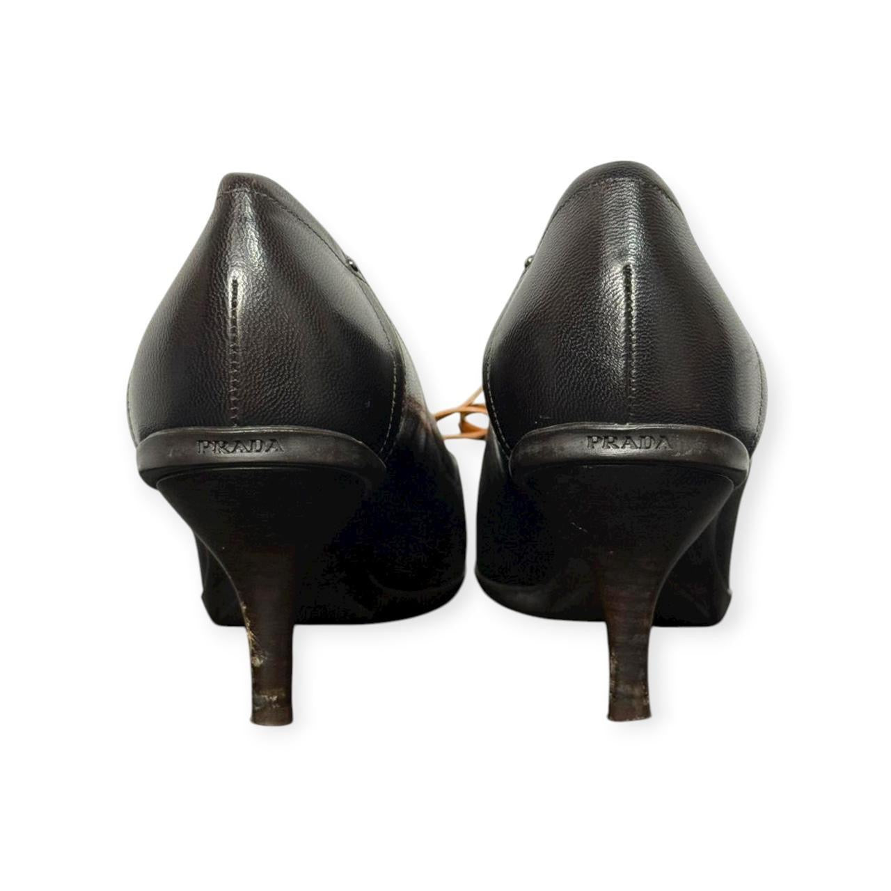vintage prada black & brown leather bow pumps