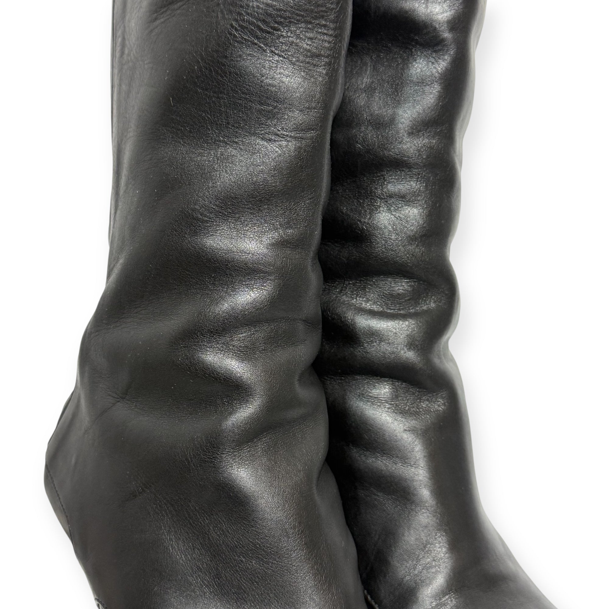 vintage 90s manolo blahnik black leather pointed toe kitten heel boots