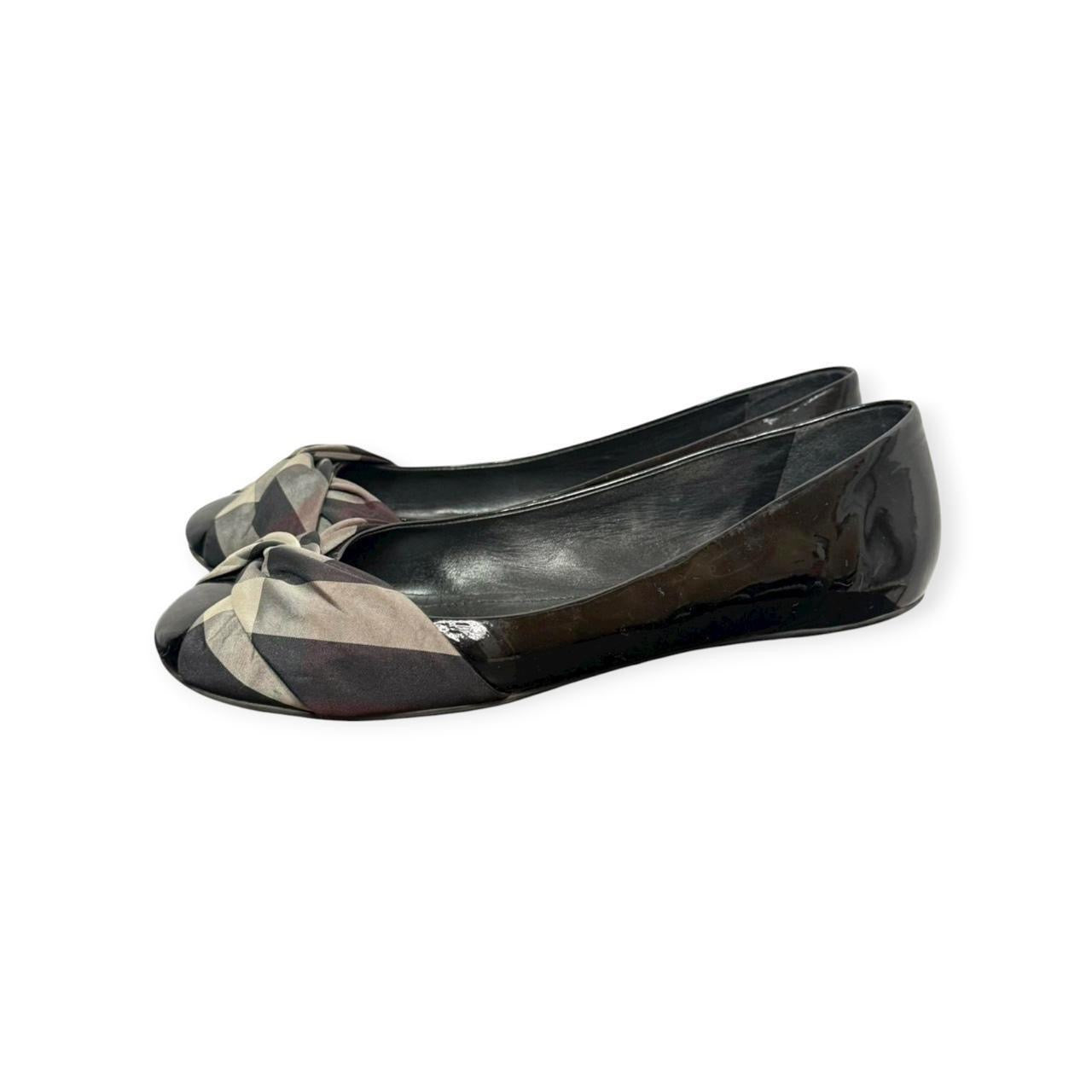 burberry patent leather nova check flats