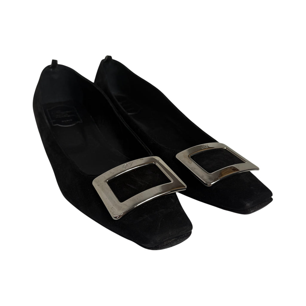 roger vivier paris belle black suede buckle pumps