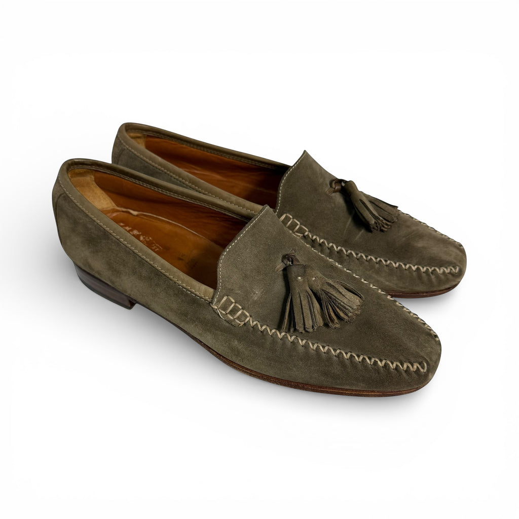 vintage salvatore ferragamo suede moc tassel loafers
