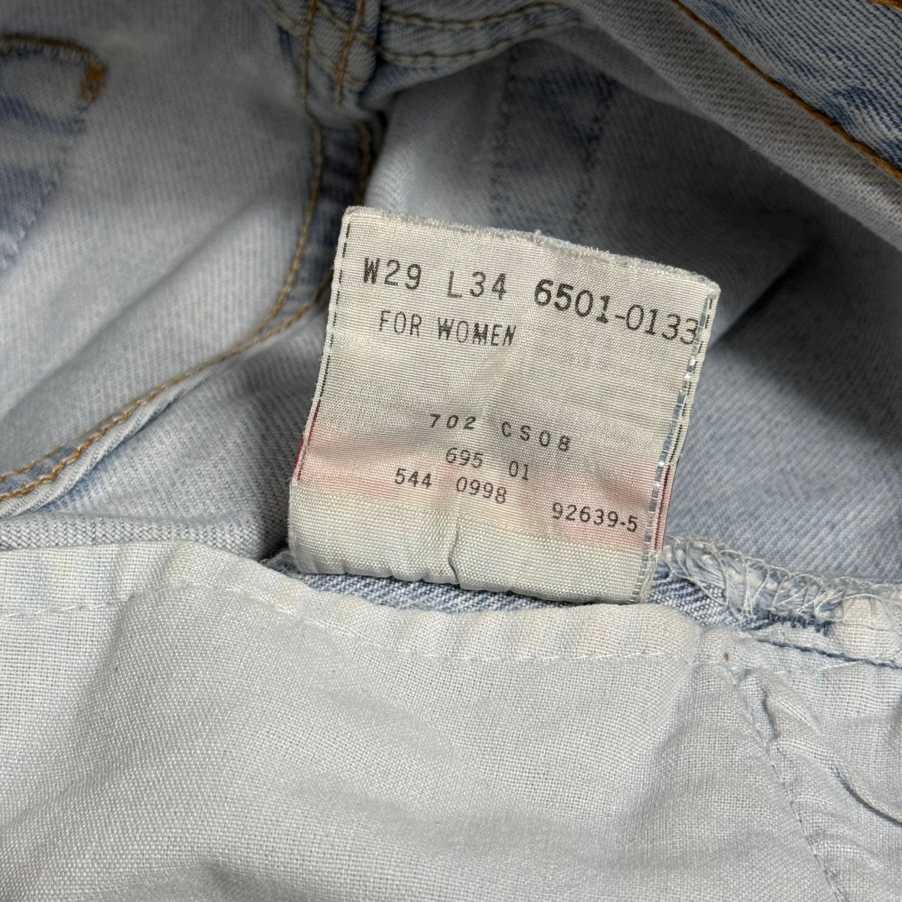 vintage 90s levi’s 501xx high waist button fly jeans