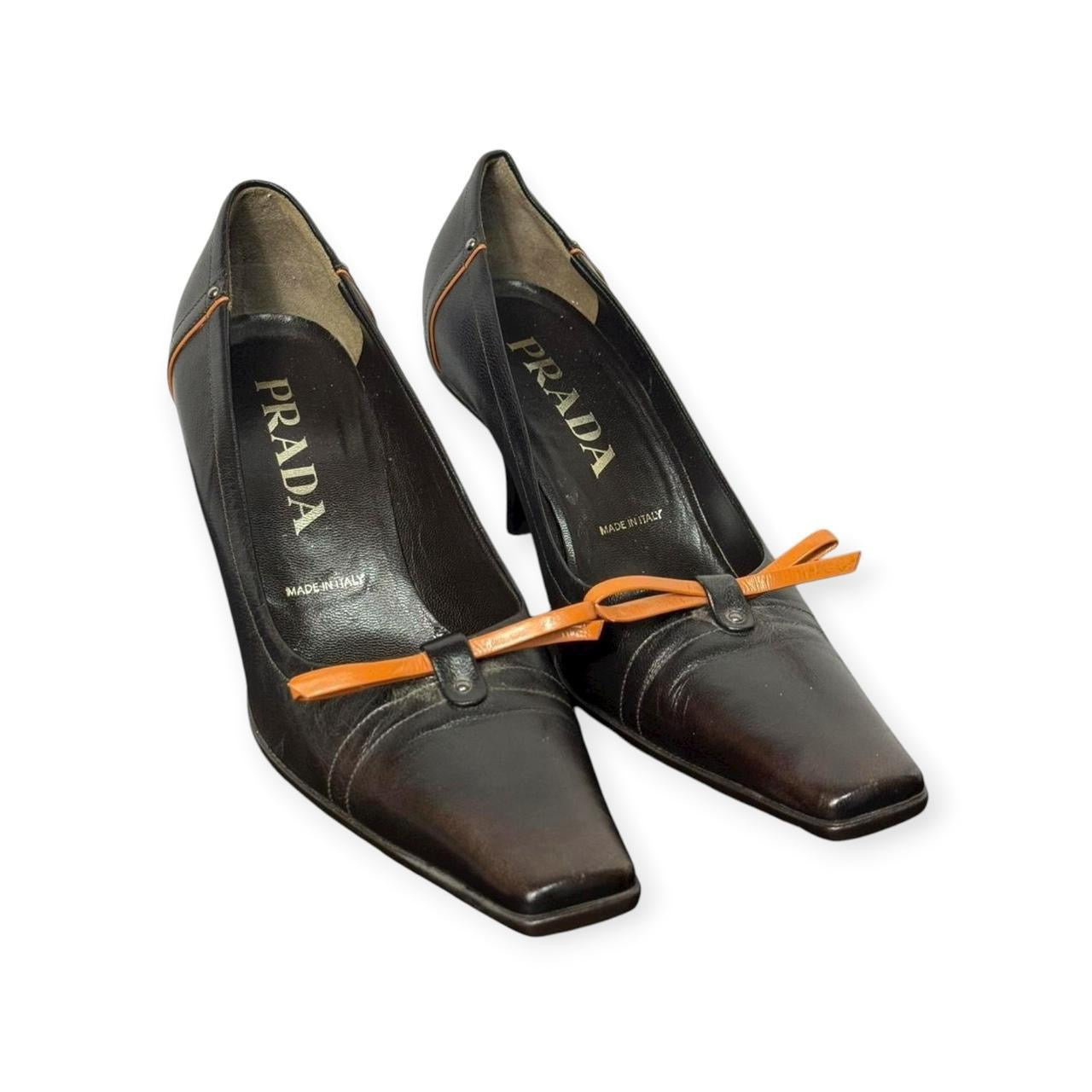 vintage prada black & brown leather bow pumps