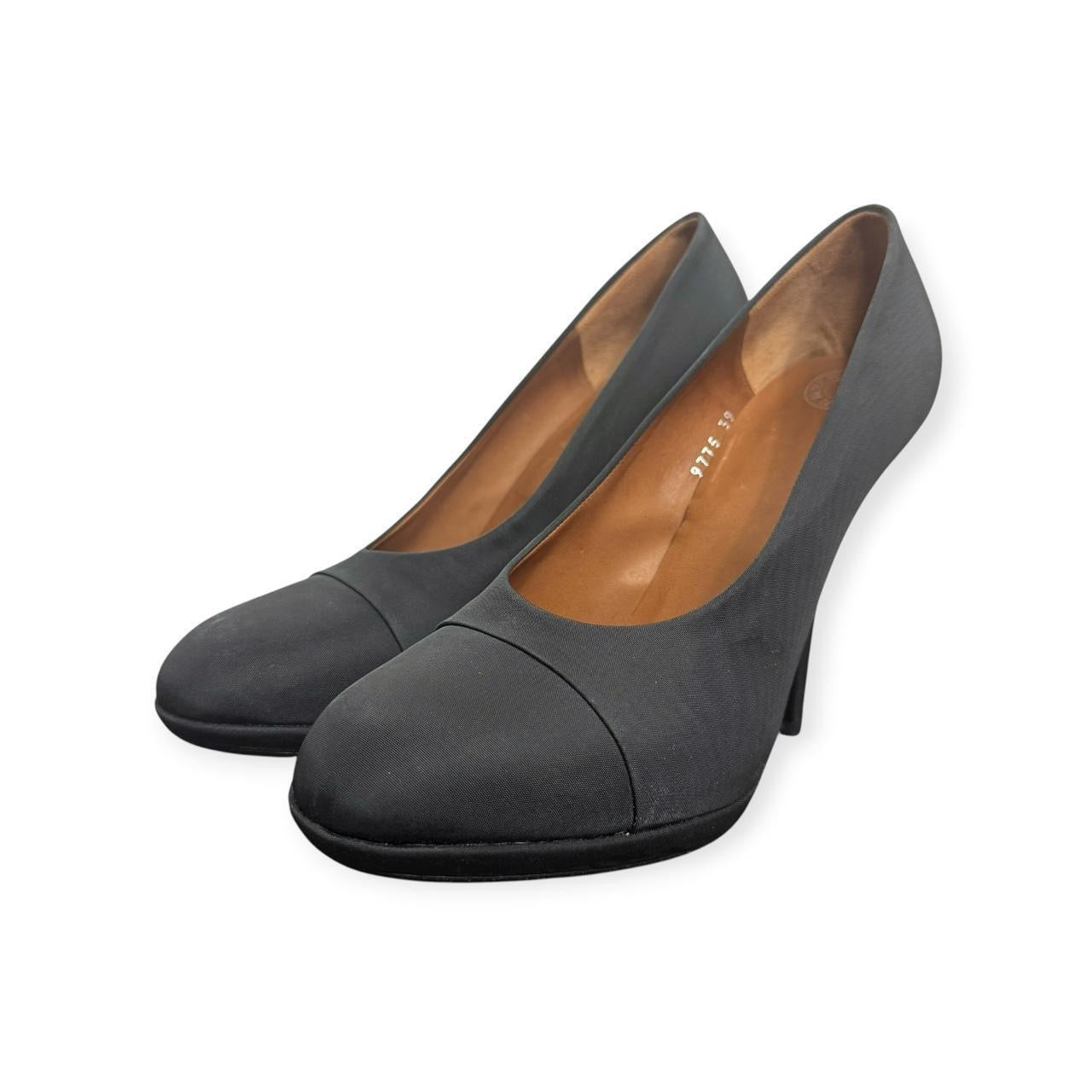 dries van noten pumps