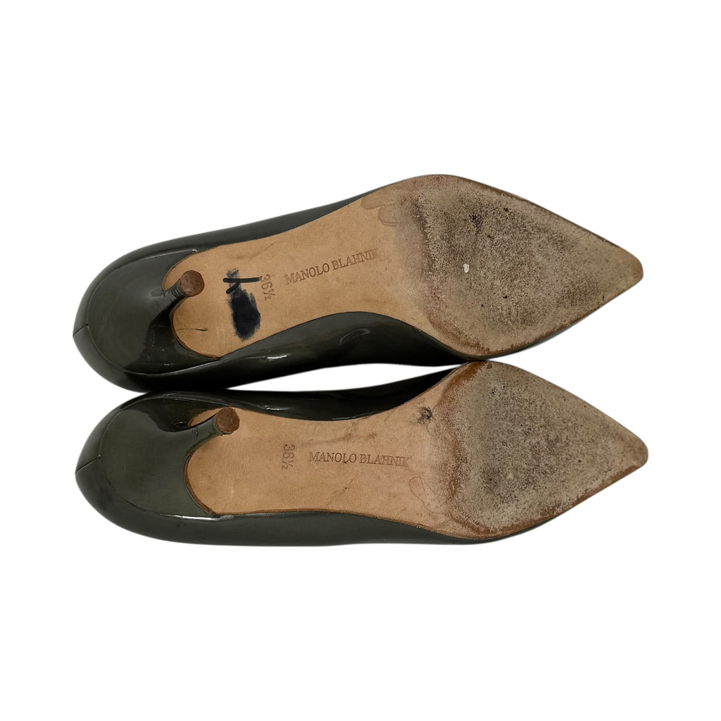 manolo blahnik metallic green patent leather pointed toe bb pumps